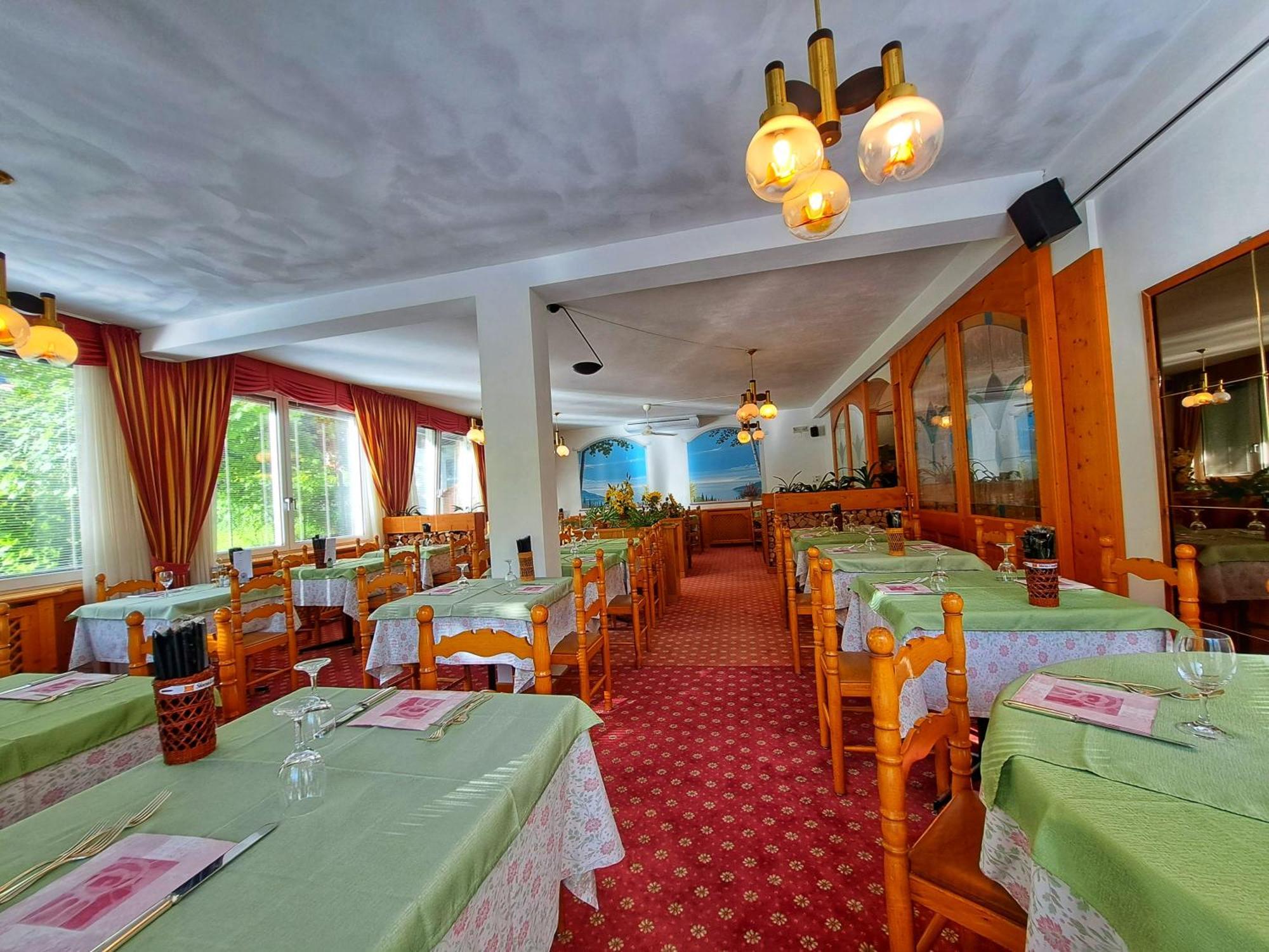 Lake&Nature Hotel Gloria Мольвено Экстерьер фото